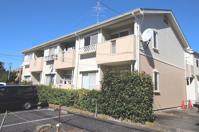 アベニュー竹の塚 102号室 外観