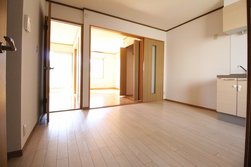 アベニュー竹の塚 リビング