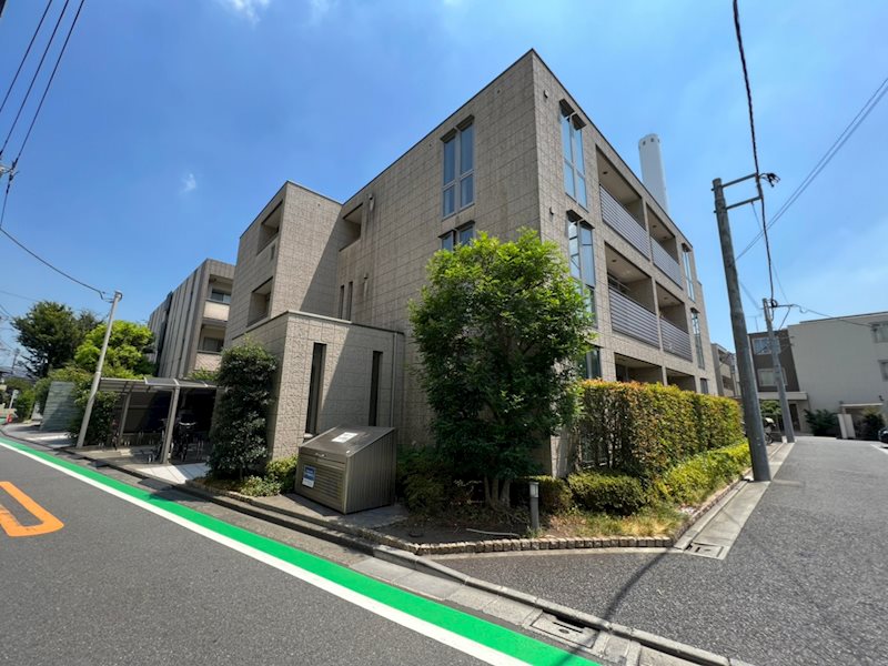 Nouvelle Maison（ヌーヴェルメゾン） 306号室 外観