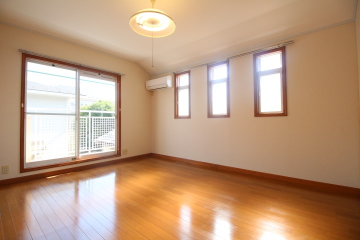 ストーク リビング