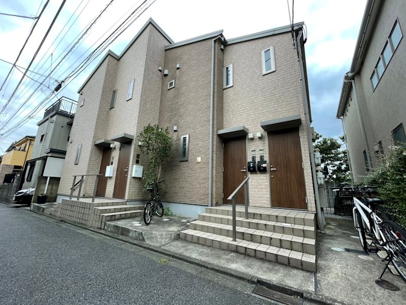 ザ・クレール 201号室 外観