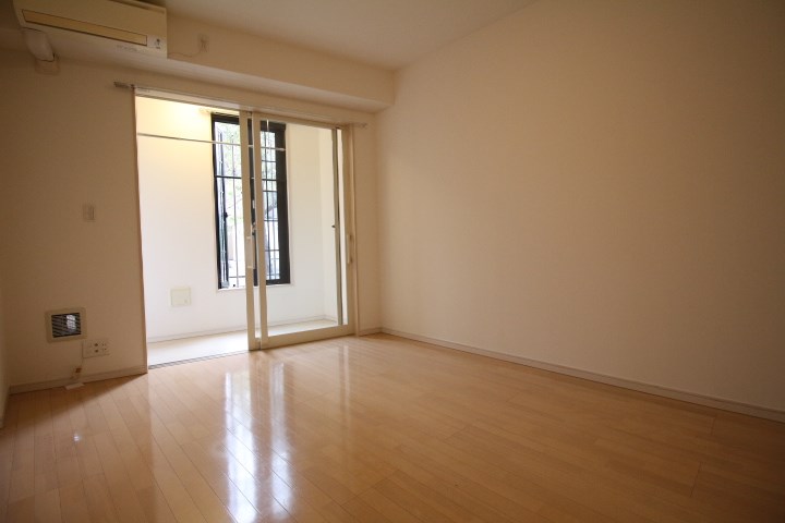 シャルモントアレ能美 ベッドルーム