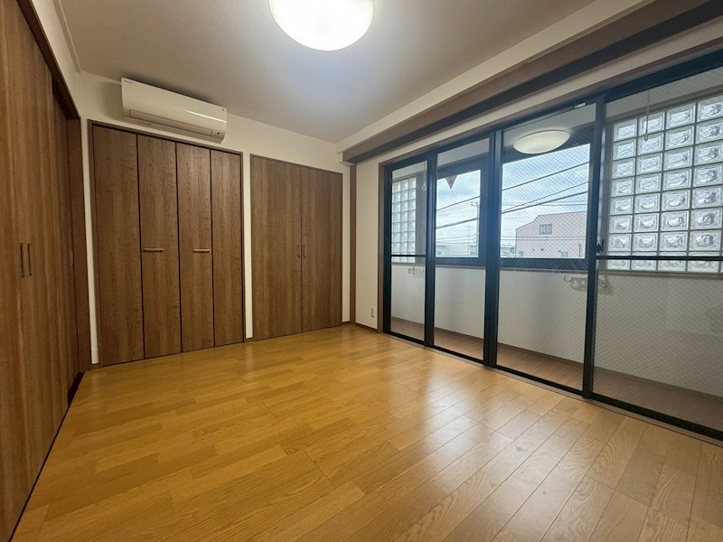 日星ビル ベッドルーム