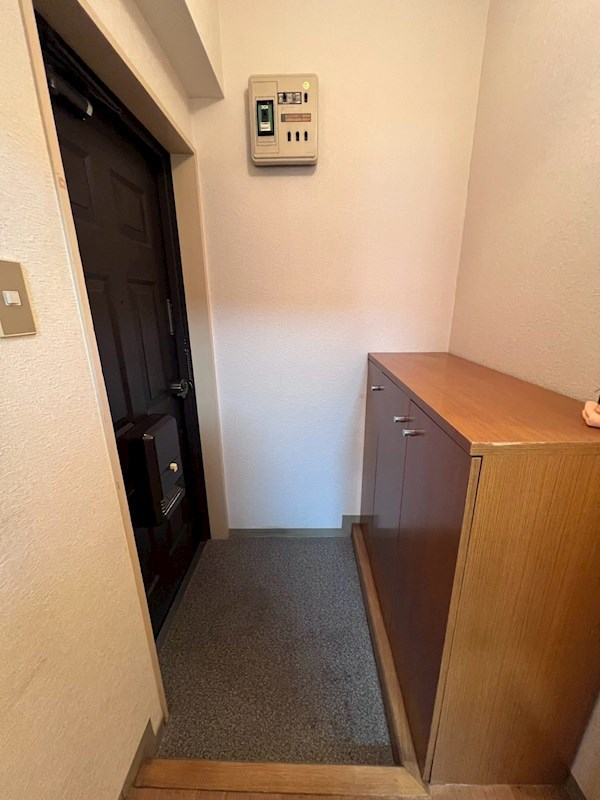 ダイアパレス三鷹 玄関