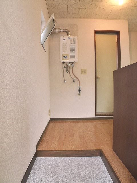 鷺宮ラピーネ 玄関