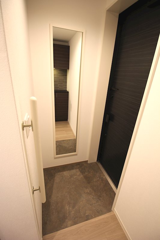 クレオール中野 玄関