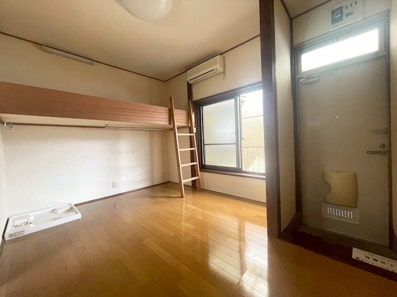 和泉荘 玄関