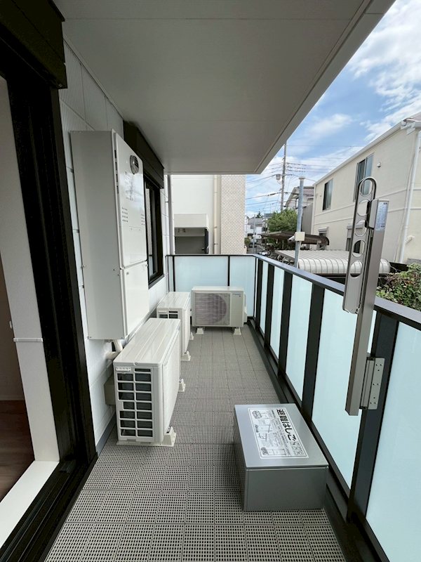 Ｎ・Ｗ　ＲＥＳＩＤＥＮＣＥ　ＡＳＡＧＡＹＡ ベランダ