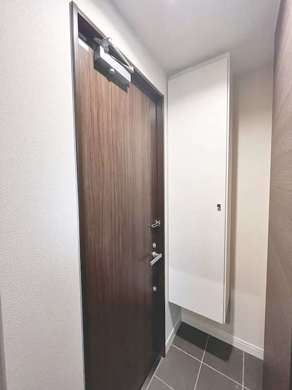 サンティエ羽根木 玄関