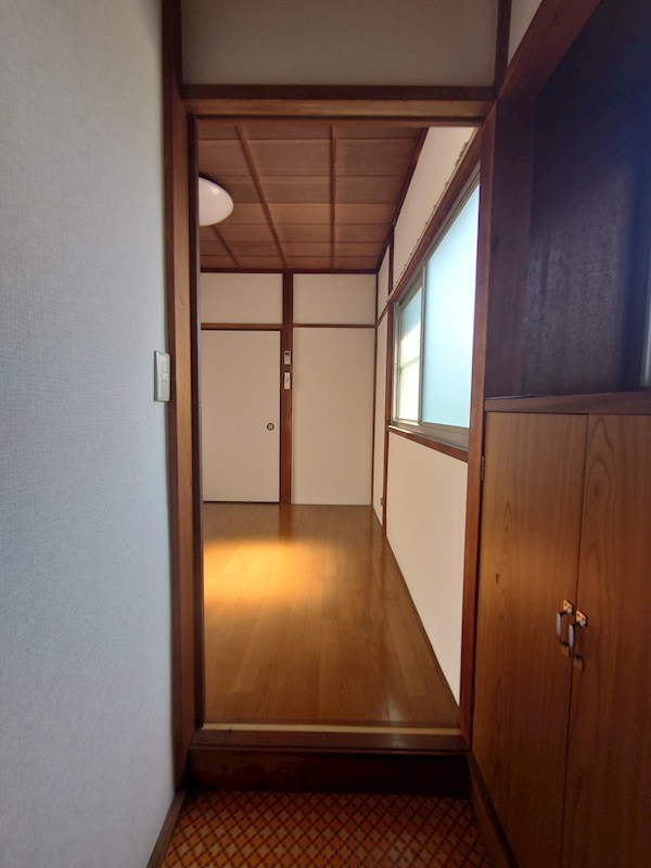 柳下アパート 玄関