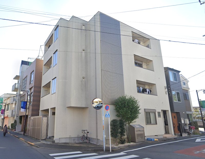 コモド 302号室 外観