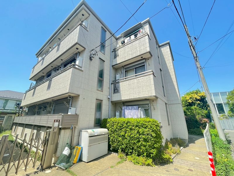 カーサヨシヤ 201号室 外観