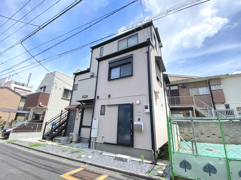 エラパルド 102号室 外観