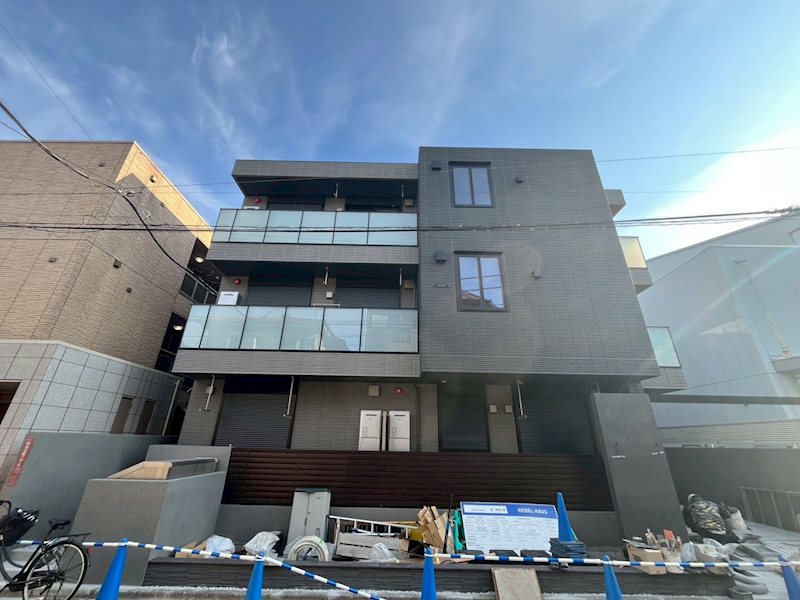 Ｒｏｓｅ　Ｃｏｕｒｔ 201号室 外観