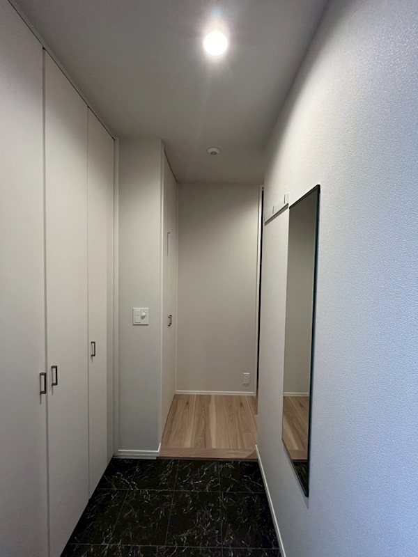 Ｒｏｓｅ　Ｃｏｕｒｔ 玄関
