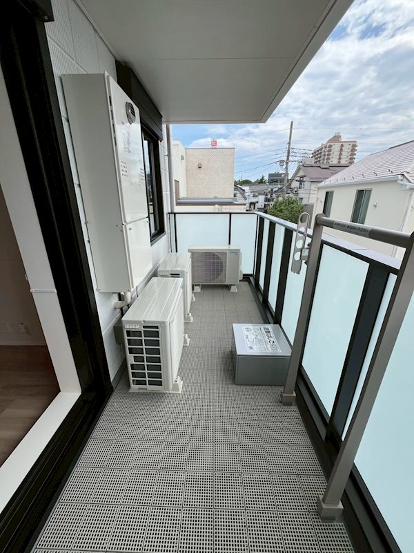 Ｎ・Ｗ　ＲＥＳＩＤＥＮＣＥ　ＡＳＡＧＡＹＡ ベランダ