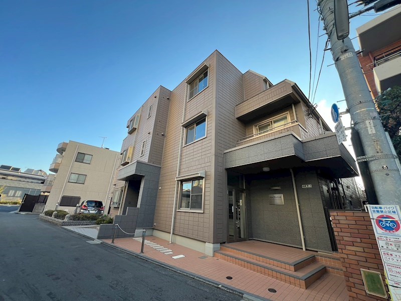 パルセヴァンベール 205号室 外観