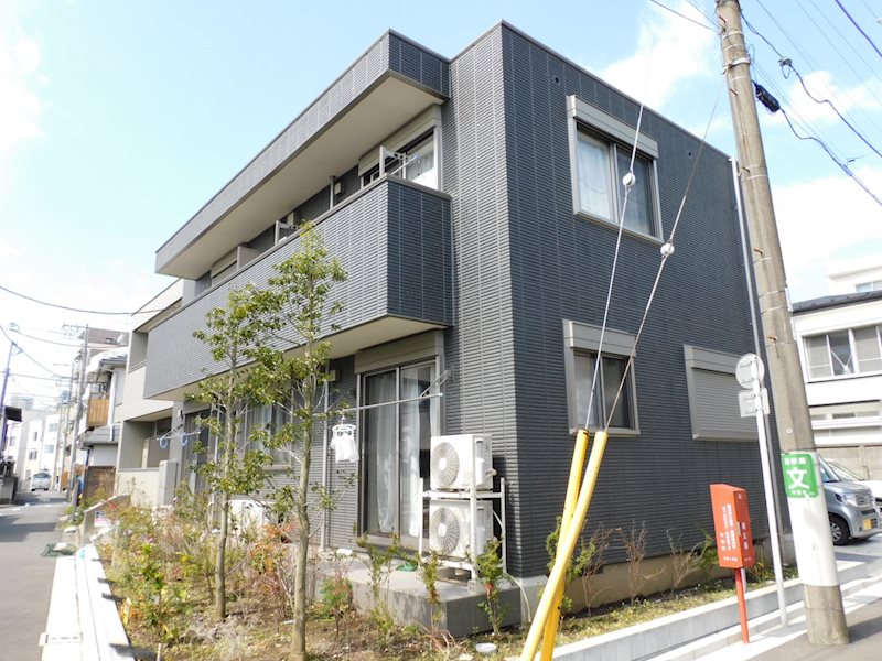 ラレーヌ 201号室 外観