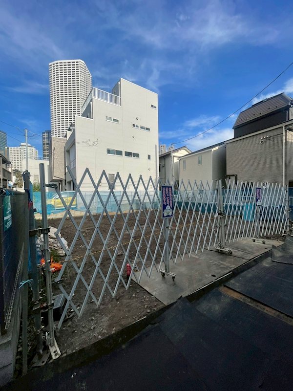 ルラーシェ中野坂上 102号室 外観