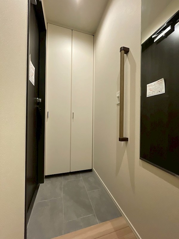 CLAIR MAISON KUGAYAMA 玄関