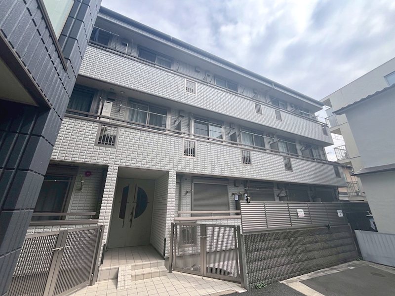 Classes（クラシーズ） 305号室 外観