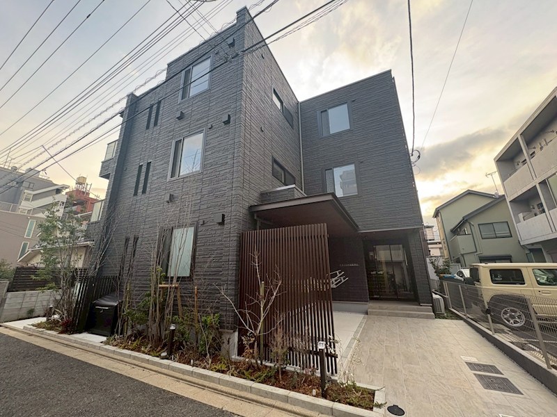 クオリスタ松陰神社 301号室 外観