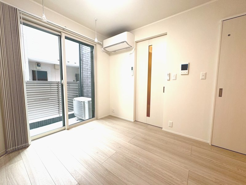 Villa・Symbiose三軒茶屋（ヴィラ・シンビオーズ） リビング