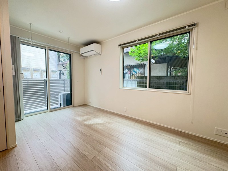 Villa・Symbiose三軒茶屋（ヴィラ・シンビオーズ） リビング