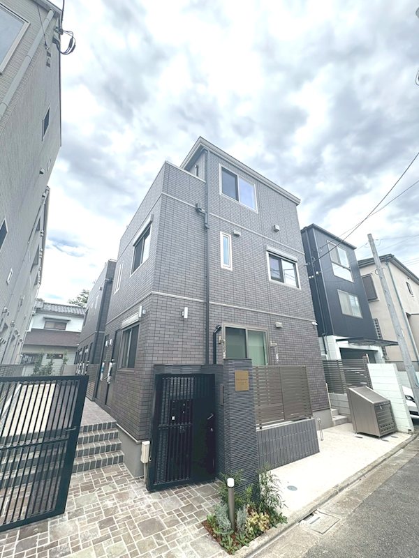 Villa・Symbiose三軒茶屋（ヴィラ・シンビオーズ） 202号室 外観