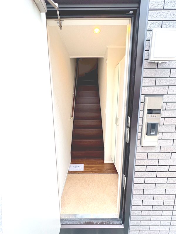 Villa・Symbiose三軒茶屋（ヴィラ・シンビオーズ） 玄関