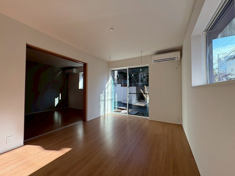 modest東（モデストヒガシ） リビング