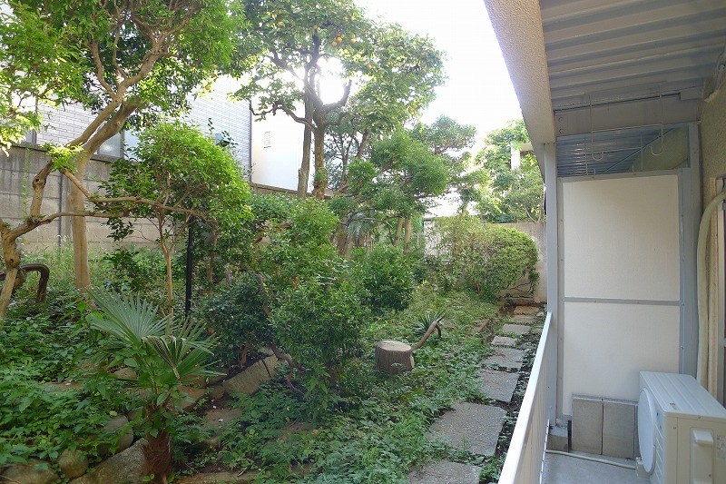 下北沢晴康レジデンス ベランダ