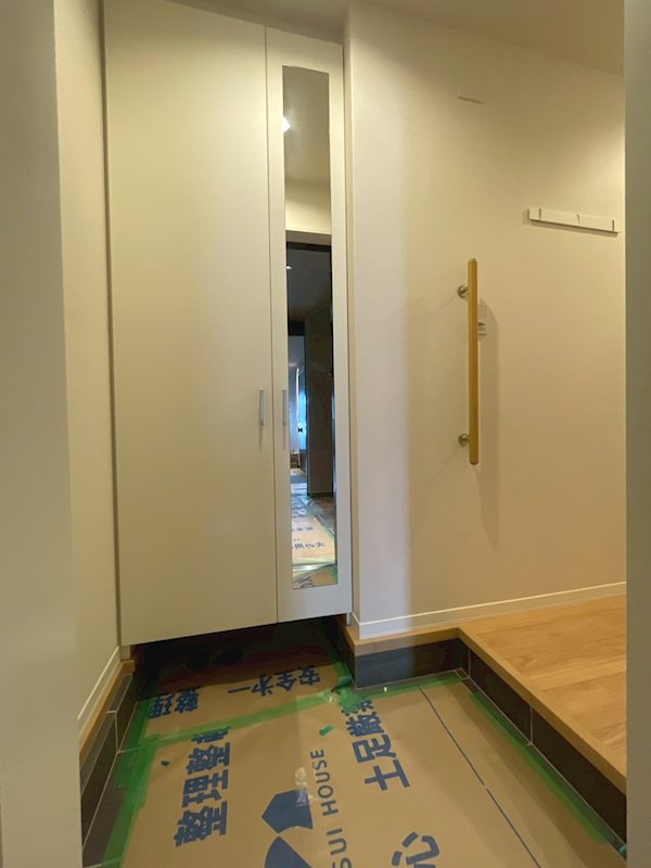 シャーメゾンハレムサシノ　マーリエ 玄関