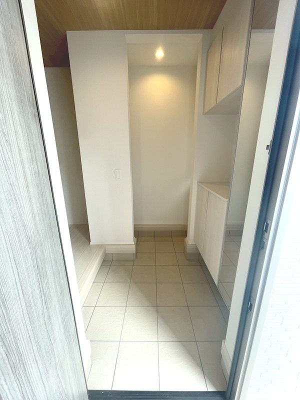 春日部戸建 玄関