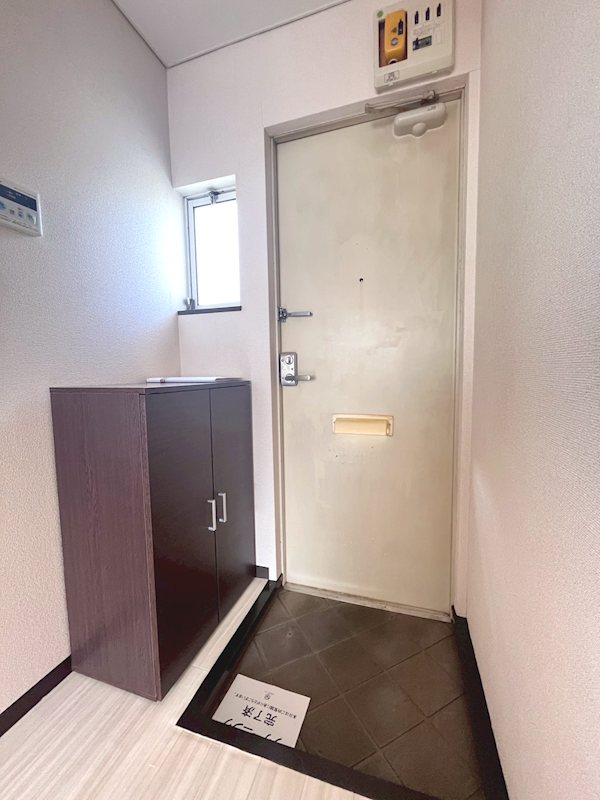 Domani平和台 玄関