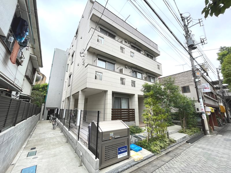 メゾン　ヴァルール 102号室 外観