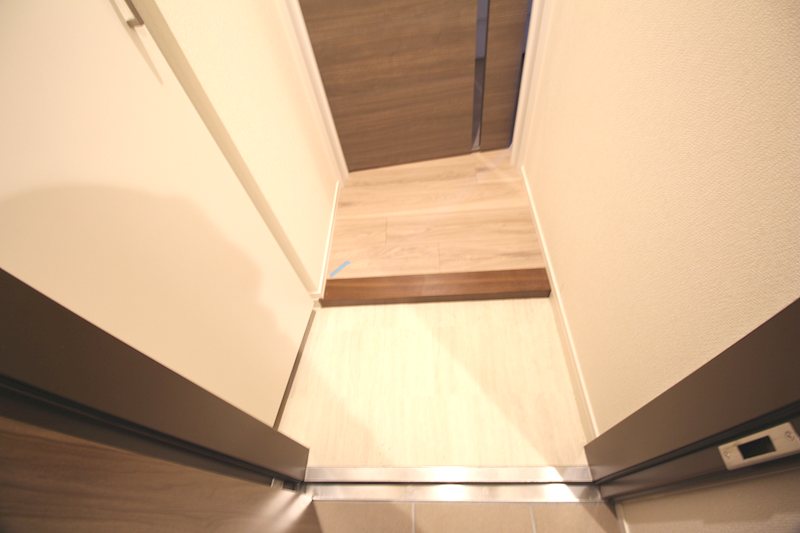 メゾン　ヴァルール 玄関