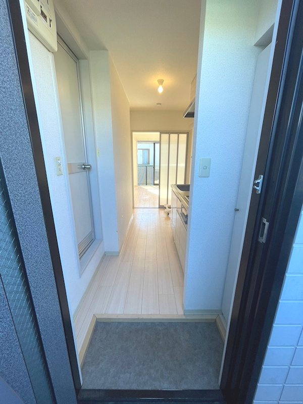 ヒルトップ１ 玄関