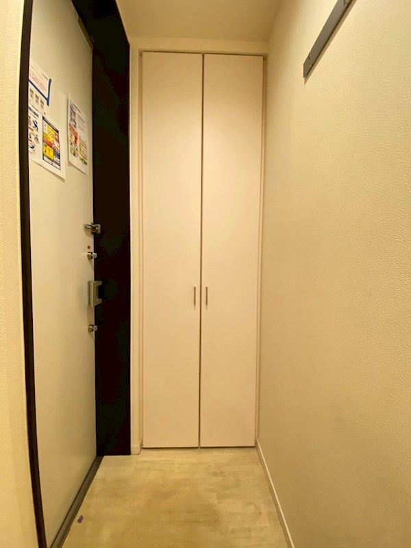 クローネ 玄関