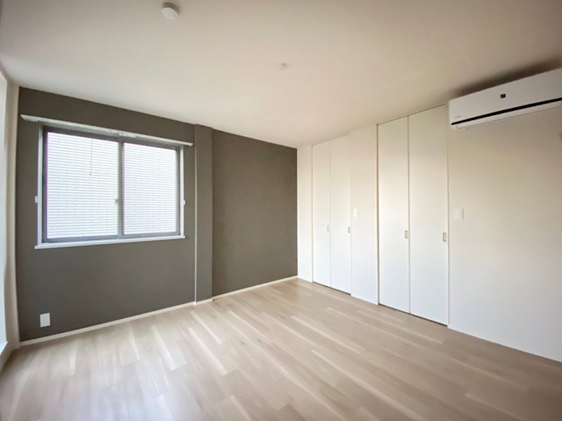 ゼルコバ　ヒルズ ベッドルーム