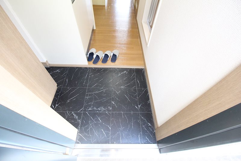 ハイムカメリア 玄関