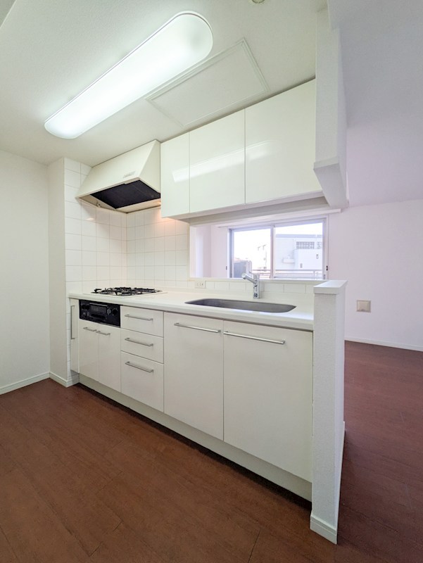 ビバリーホームズ松濤 キッチン