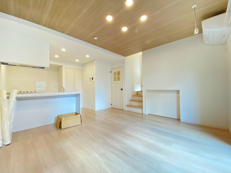 エテルナ リビング