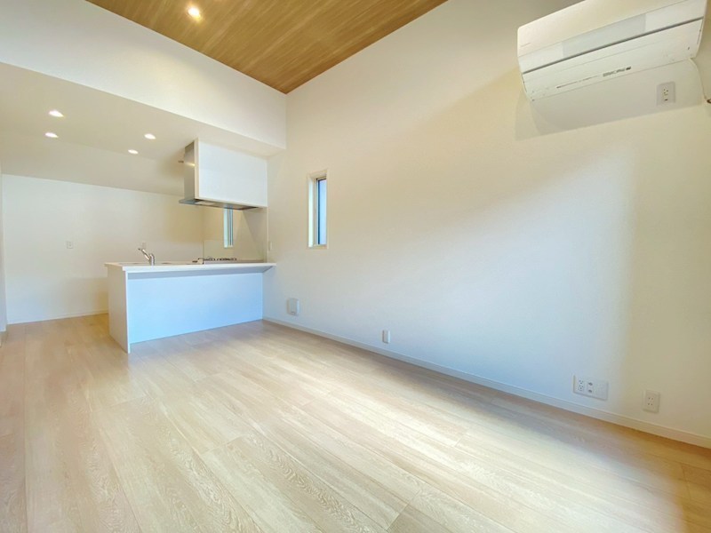 エテルナ リビング