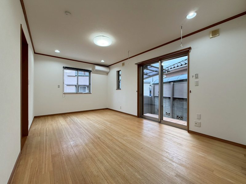 上鷺宮5丁目戸建 リビング