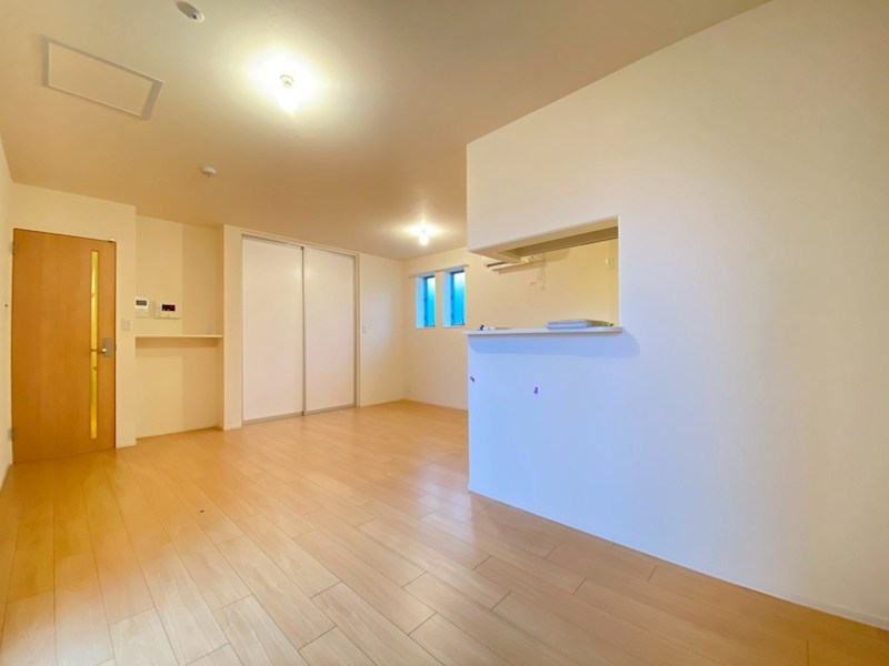 クローネ リビング