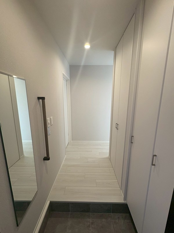 リンデンハイムキョウドウ 玄関