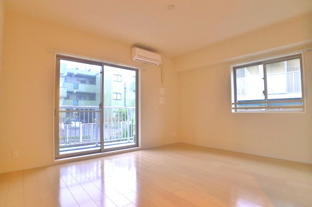 エアリーズ中野 リビング