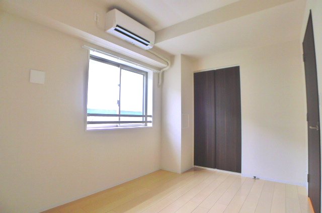 エアリーズ中野 ベッドルーム