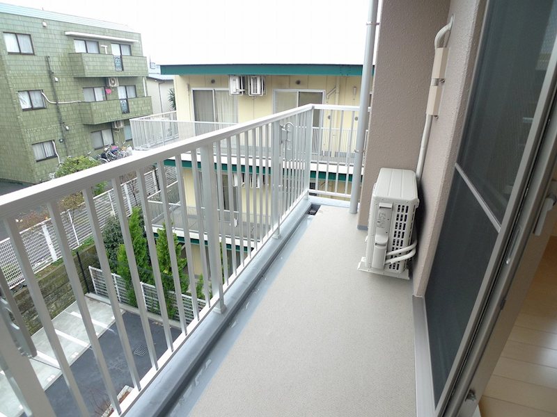 エアリーズ中野 ベランダ